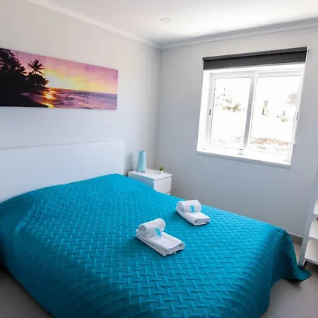 Atlantic ホステル *