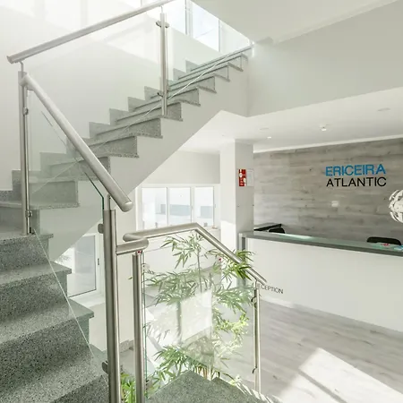 Atlantic Hostel *