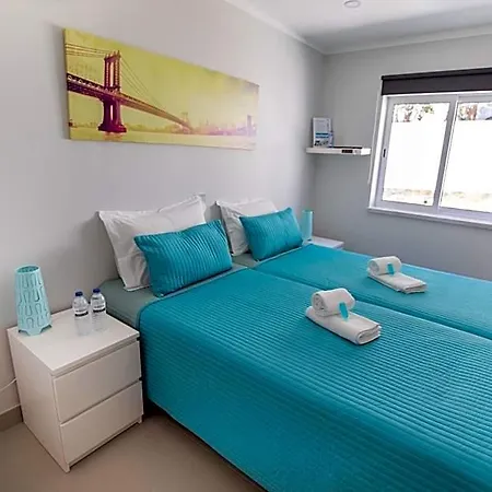 Atlantic Hostel *