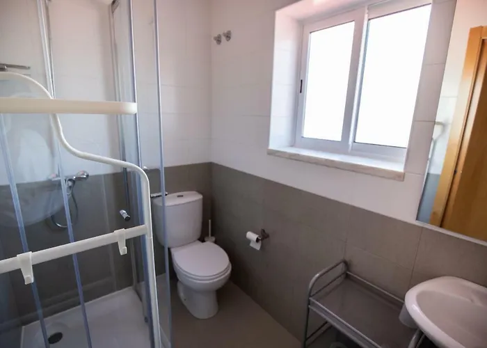 Atlantic بيت شباب *