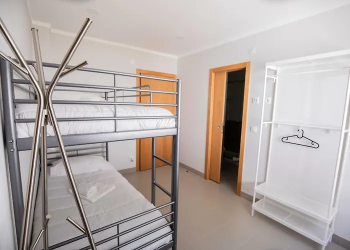 Atlantic بيت شباب *